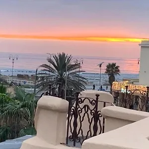 Apartment Rome, Beautiful In A Vintage Building, Lido di Ostia